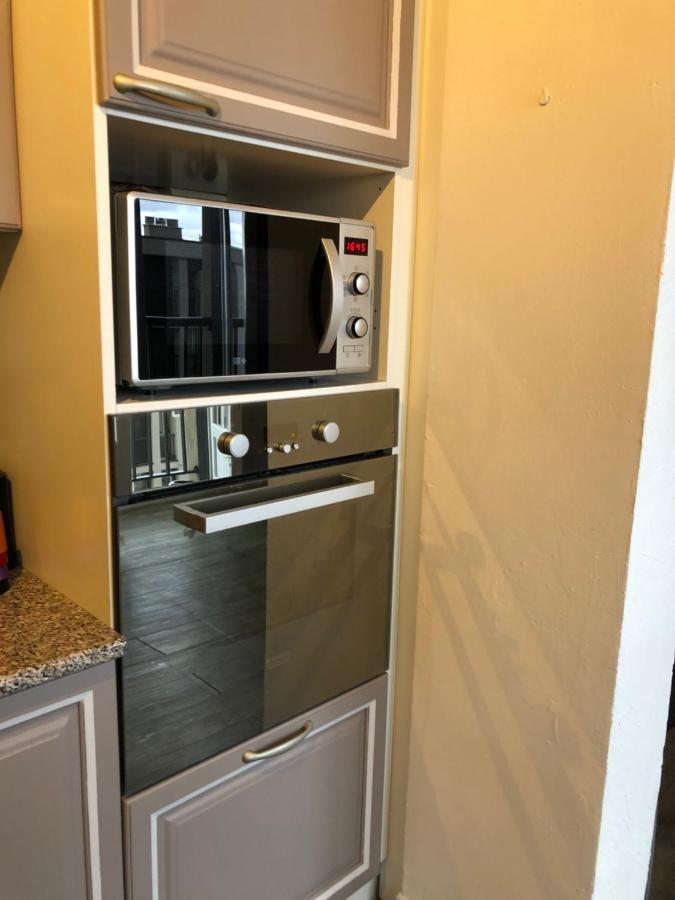 Appartement Vue Mer Avec Parking Gratuit Sur Place Bastia  Exteriör bild