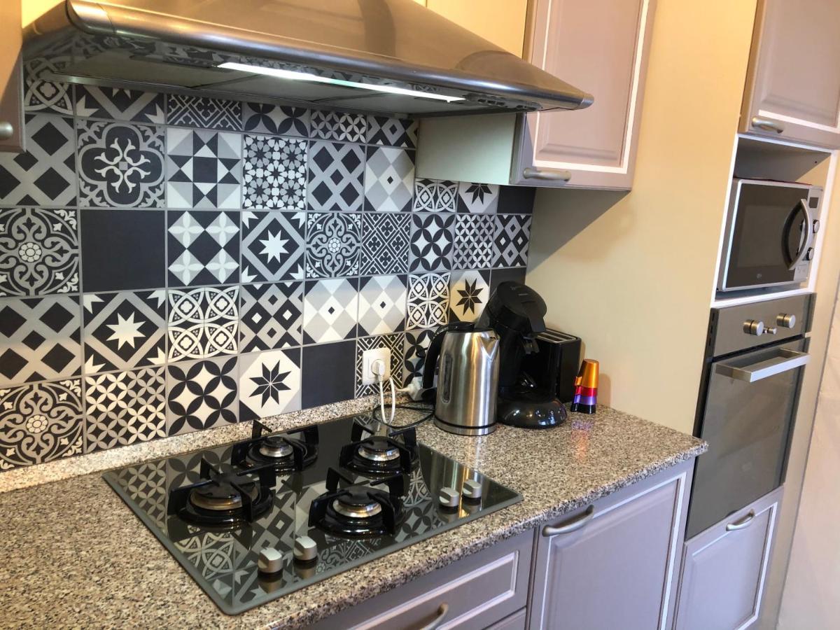 Appartement Vue Mer Avec Parking Gratuit Sur Place Bastia  Exteriör bild