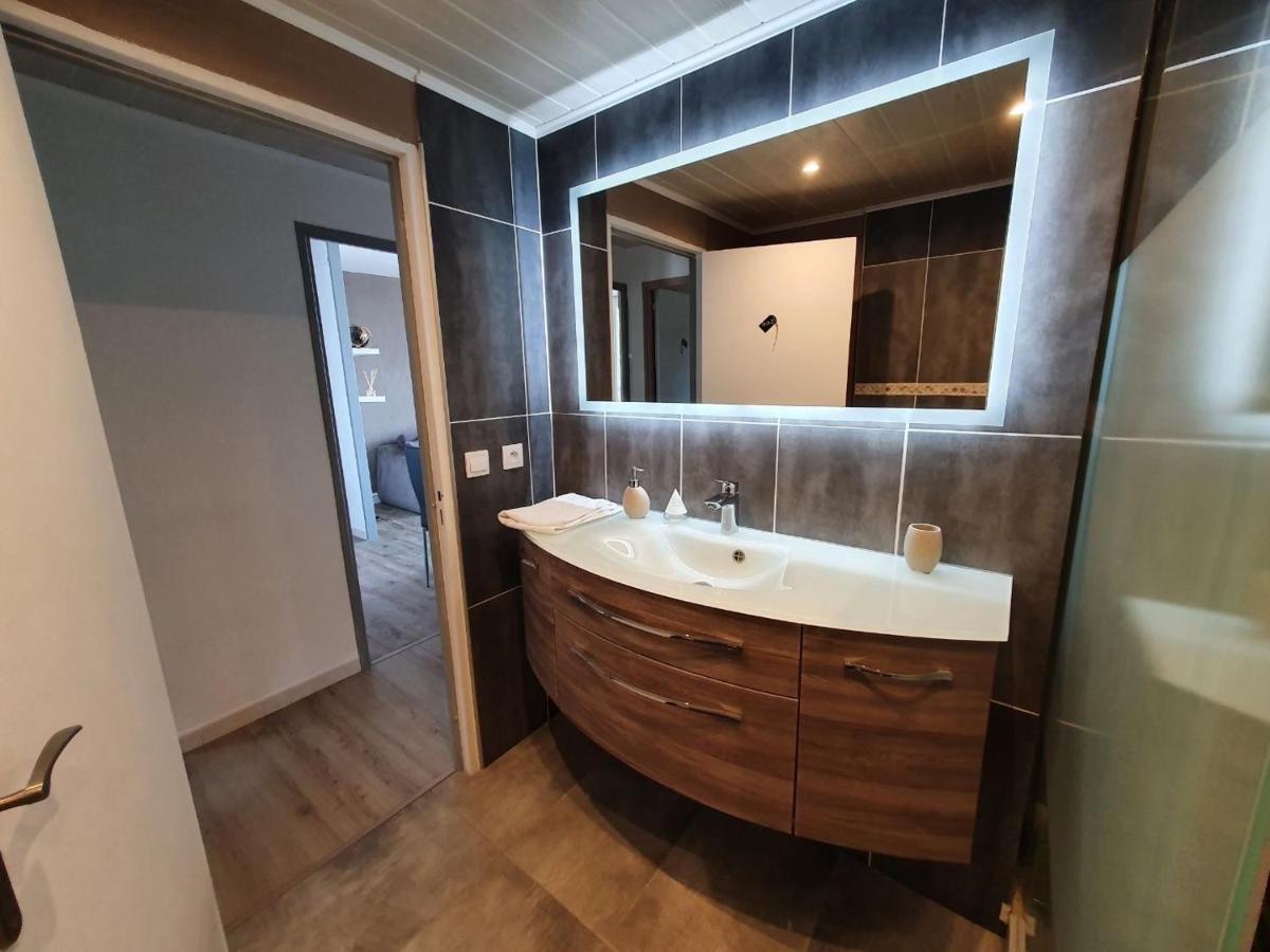 Appartement Vue Mer Avec Parking Gratuit Sur Place Bastia  Exteriör bild