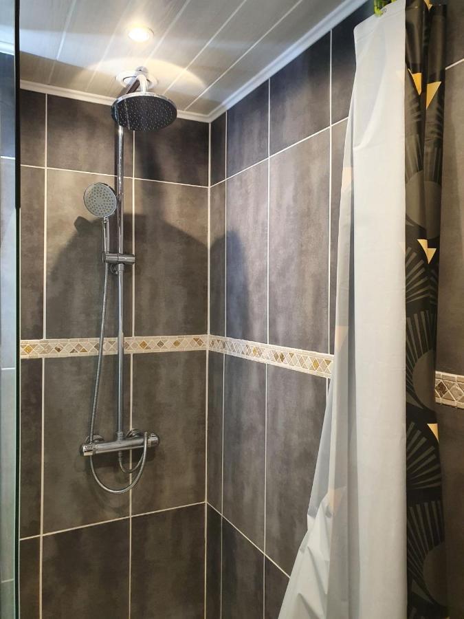 Appartement Vue Mer Avec Parking Gratuit Sur Place Bastia  Exteriör bild
